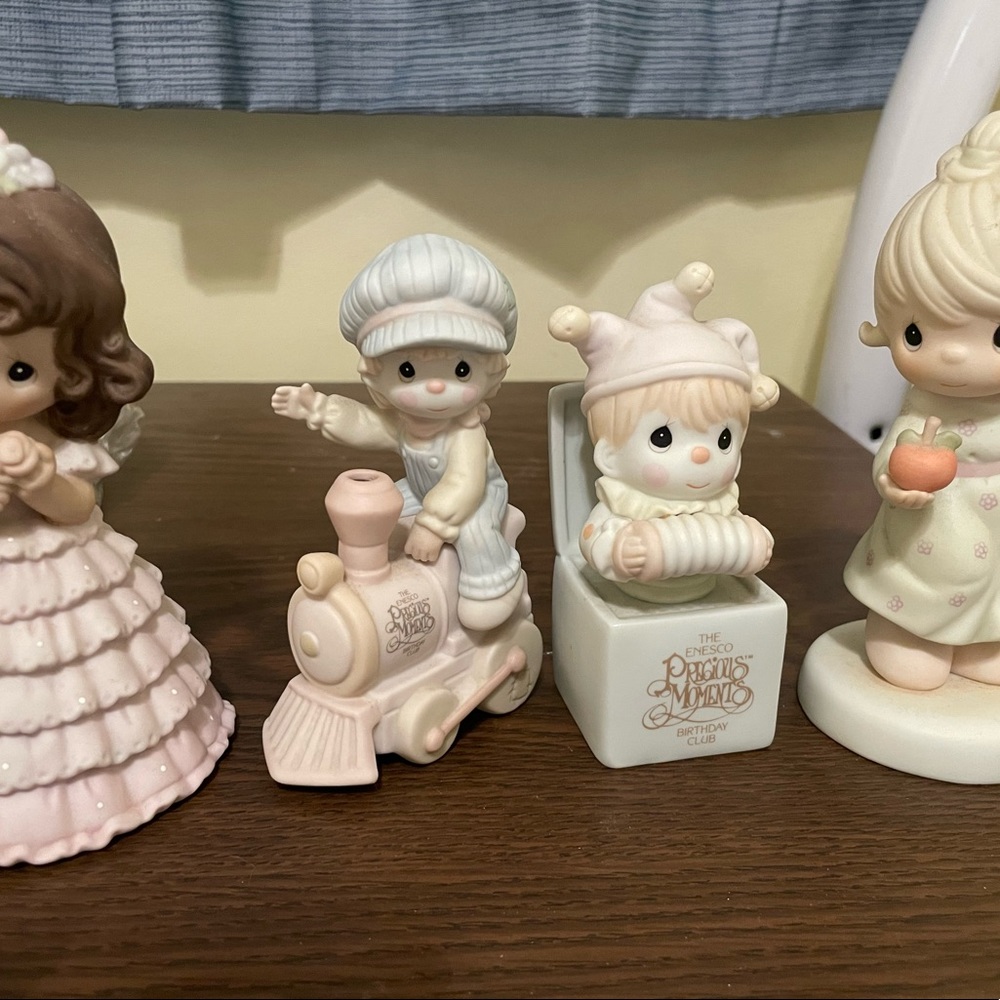 Knick knacks